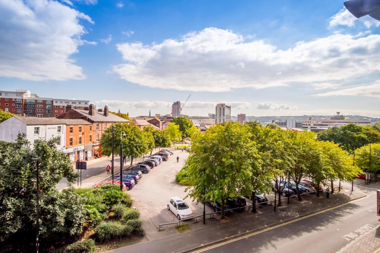 City One Bedroom Apartment With Juliet Balcony In West One - Parking Possible Шефилд Экстерьер фото